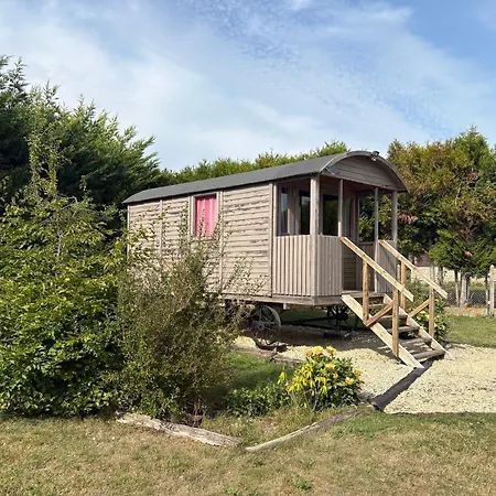 Terres Du Calvados בית חווה